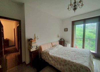 Camera da letto - Quadrilocale via Emilio Salgari, Genova (zona Pegli) - foto 19