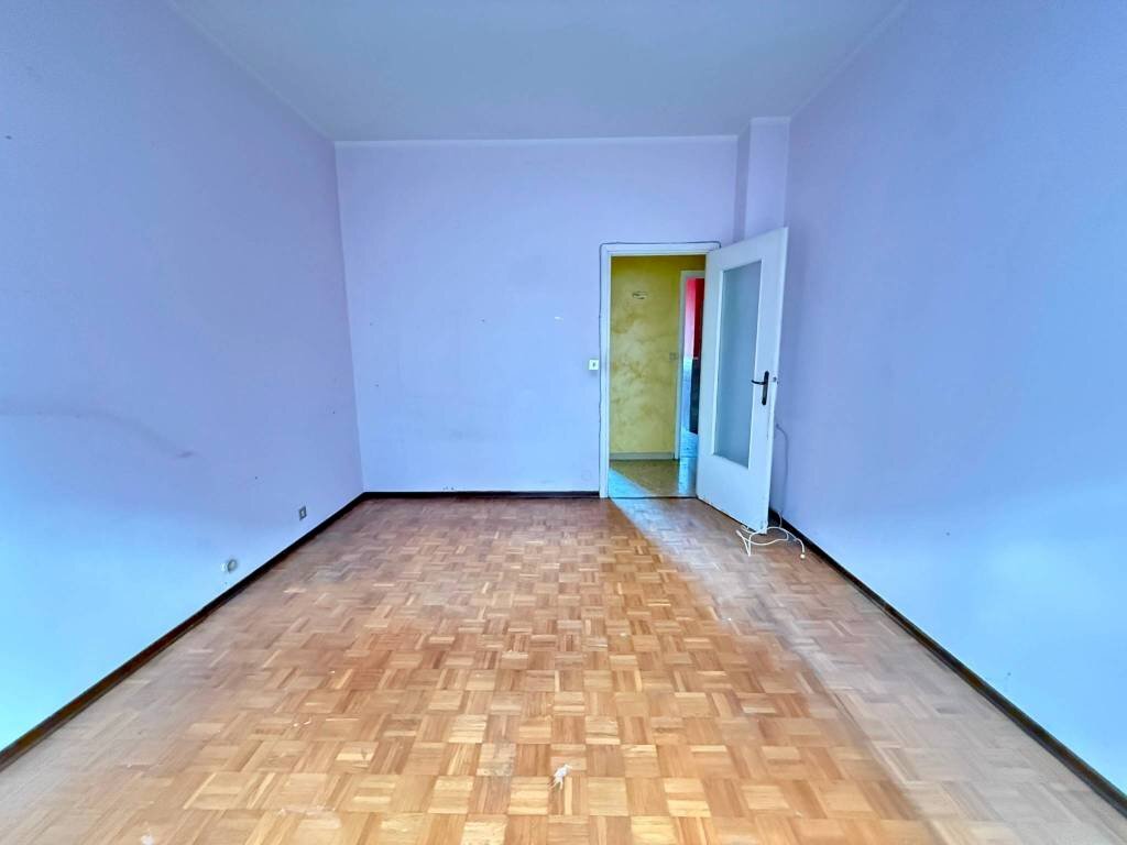 Camera da letto - Three-room apartment via Nazario Sauro, Pinerolo - photo 3