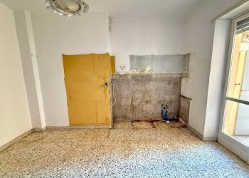 Cucina - Trilocale via Nazario Sauro, Pinerolo - foto 14