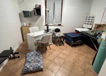 Camera da letto - Shop via San Savino, 1, Bologna (neighborhood Lame) - photo 10