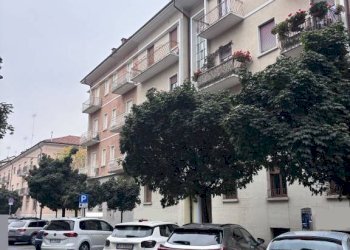 Facciata - Quadrilocale corso Annibale Santorre di Santarosa, 38, Cuneo (zona Centro) - foto 2