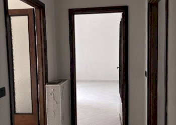 Corridoio - Quadrilocale corso Annibale Santorre di Santarosa, 38, Cuneo (zona Centro) - foto 8