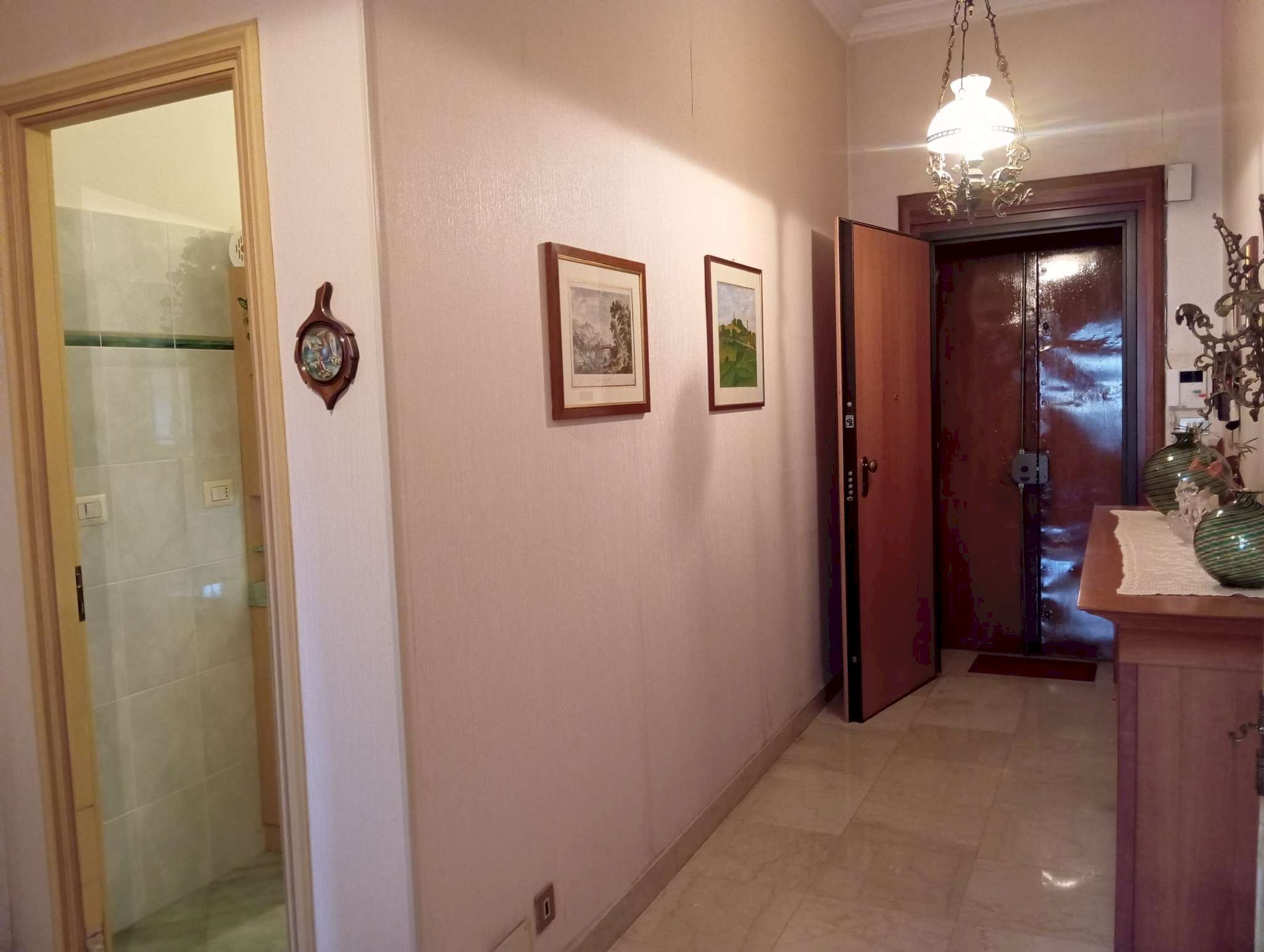 ingresso - Three-room apartment corso Casale, 52, Torino (neighborhood Borgo Po) - photo 3