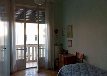 cameretta - Three-room apartment corso Casale, 52, Torino (neighborhood Borgo Po) - photo 11