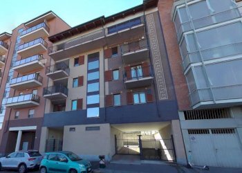 Immagine 2025-12-03 161723 - Bilocale all'asta via Giuseppe Massari, 101, Torino (zona Borgo Vittoria) - foto 1