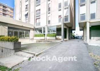 Facciata - Shop via degli Ortaggi, 37, Roma - photo 15