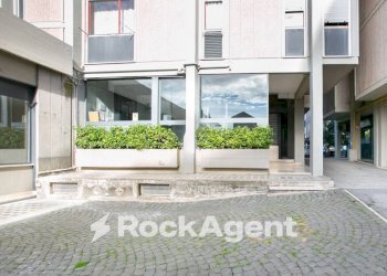 Facciata - Shop via degli Ortaggi, 37, Roma - photo 19