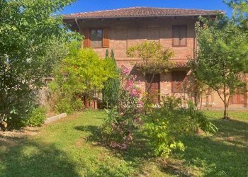 Independent house Monforte d'Alba - photo 1