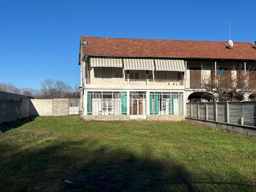 Semi-detached house Via Ciriè, San Maurizio Canavese - photo 1