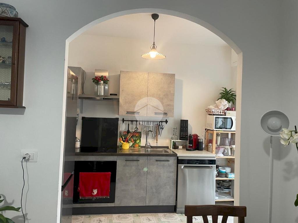 Four-room apartment Via Milite Ignoto, Recco - photo 1