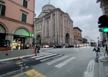 Negozio Via Giacomo Matteotti, Bologna (zona Bolognina) - foto 5