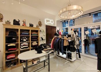 Negozio Via Giacomo Matteotti, Bologna (zona Bolognina) - foto 16