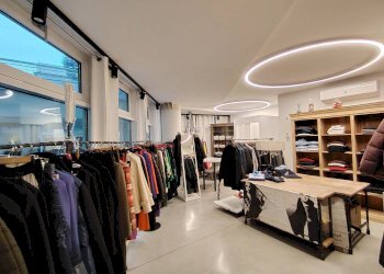 Negozio Via Giacomo Matteotti, Bologna (zona Bolognina) - foto 17