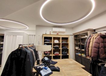 Negozio Via Giacomo Matteotti, Bologna (zona Bolognina) - foto 20