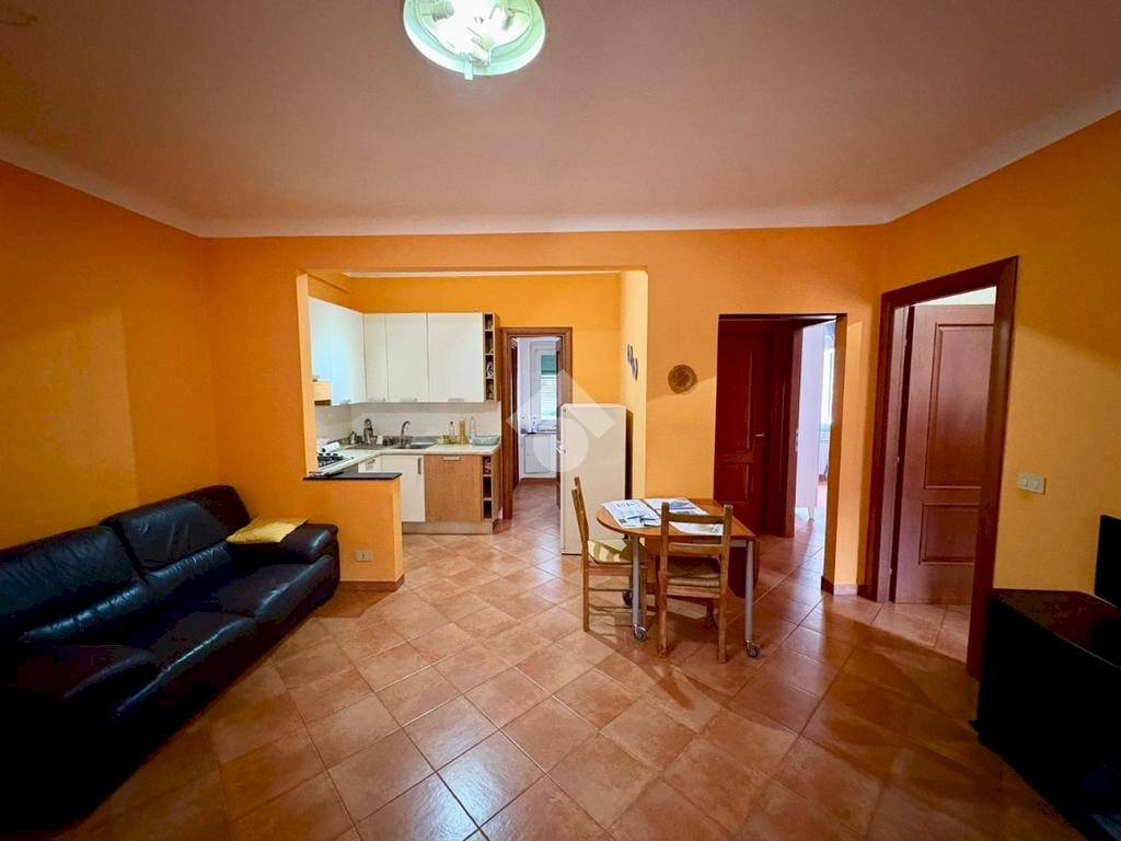 Quadrilocale Via verona, Genova (zona Cornigliano) - foto 2