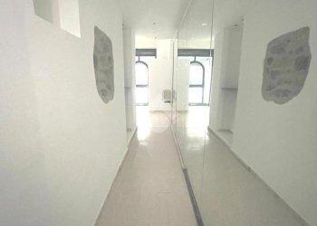 Shop Via Carlo Barabino, Genova (neighborhood Foce) - photo 3