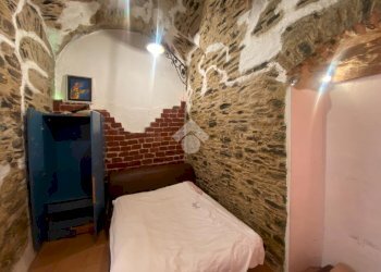 Four-room apartment Via G. Garibaldi, Borgomaro - photo 4