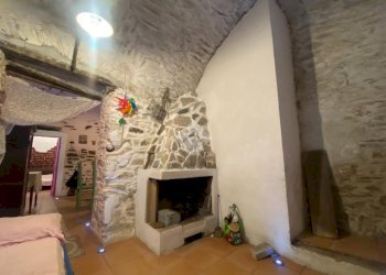 Four-room apartment Via G. Garibaldi, Borgomaro - photo 7