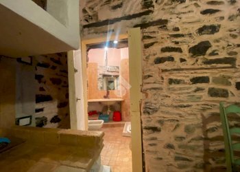 Four-room apartment Via G. Garibaldi, Borgomaro - photo 10