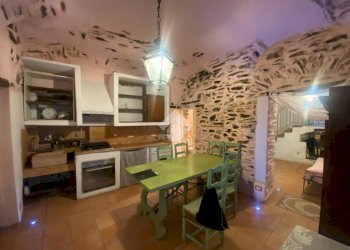 Four-room apartment Via G. Garibaldi, Borgomaro - photo 16