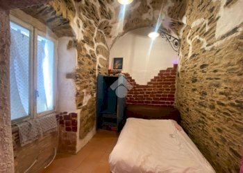 Four-room apartment Via G. Garibaldi, Borgomaro - photo 17