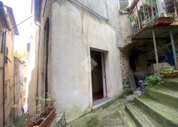 Four-room apartment Via G. Garibaldi, Borgomaro - photo 19