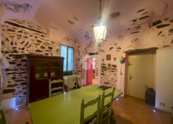 Four-room apartment Via G. Garibaldi, Borgomaro - photo 30