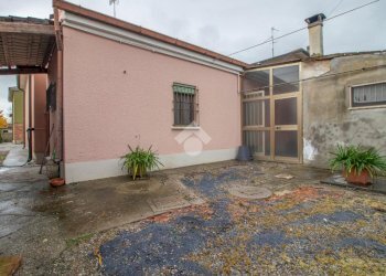 Casa semi indipendente Via Martiri della Libertà, Ravenna (zona Santo Stefano) - foto 3