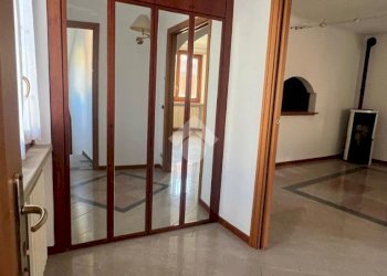 Semi-detached house Via Giuseppe Garibaldi, Novate Milanese - photo 3