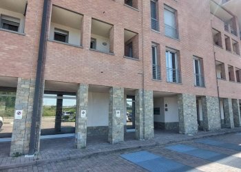 Shop Viale Torino, Alba - photo 9