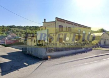 Foto 1 - Magazzino Via statale
 
89, La Valletta Brianza - foto 1