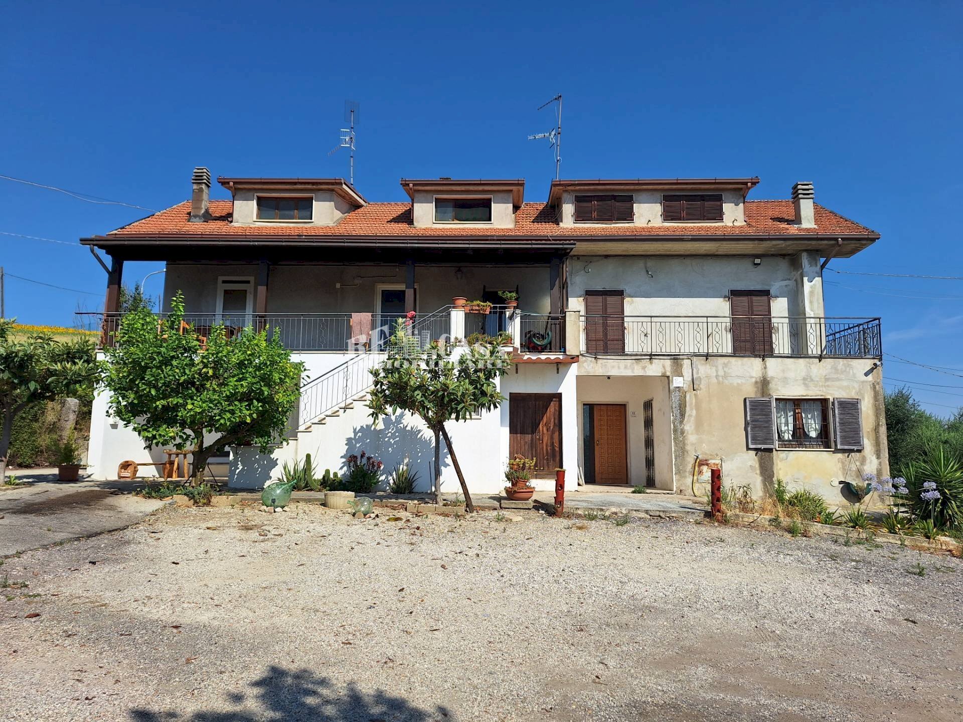 Foto 1 - Independent house via montecoccio
 
12, Spinetoli - photo 1