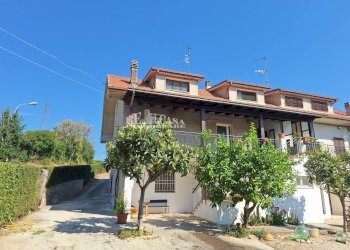 Foto 3 - Independent house via montecoccio
 
12, Spinetoli - photo 3
