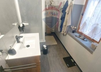 Bagno - Casa semi indipendente Via Bonomi
 
6, Brissago-Valtravaglia - foto 11