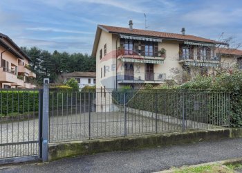 Casa all\'aperto - Trilocale Carlo Cattaneo
 
16, Sesto Calende - foto 1