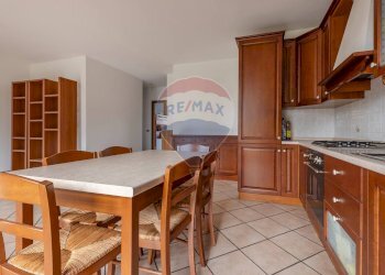 Cucina - Trilocale Carlo Cattaneo
 
16, Sesto Calende - foto 6