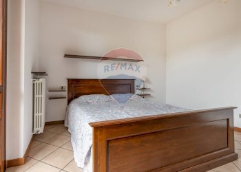 Camera / camera da letto - Trilocale Carlo Cattaneo
 
16, Sesto Calende - foto 14