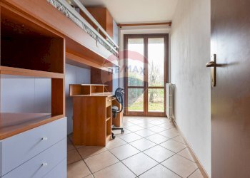 Hall / corridoio - Trilocale Carlo Cattaneo
 
16, Sesto Calende - foto 15