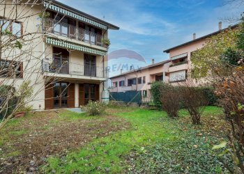 Casa all\'aperto - Trilocale Carlo Cattaneo
 
16, Sesto Calende - foto 19