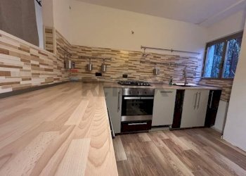 Cucina - Casa semi indipendente Brezzo di Bedero - foto 11