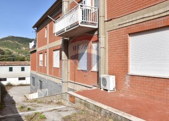 Edificio all\'aperto - Locale Commerciale via xxv aprile, Petralia Sottana - foto 21