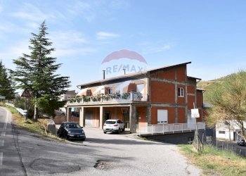 Edificio all\'aperto - Locale Commerciale via xxv aprile, Petralia Sottana - foto 24