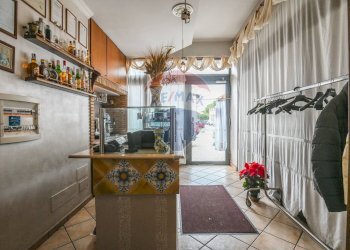 Ricezione / Lobby - Locale Commerciale via gianni ballarò
 
20, Caltagirone - foto 14