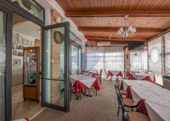 Sala da pranzo - Locale Commerciale via gianni ballarò
 
20, Caltagirone - foto 25