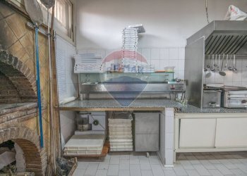 Bagno - Locale Commerciale via gianni ballarò
 
20, Caltagirone - foto 39