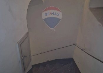 Scale - Casa indipendente Via Regina Margherita
 
14, Castiglione di Sicilia - foto 16