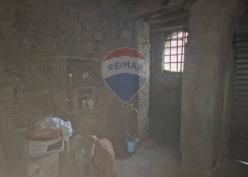 Stanza vuota - Casa indipendente Via Regina Margherita
 
14, Castiglione di Sicilia - foto 26