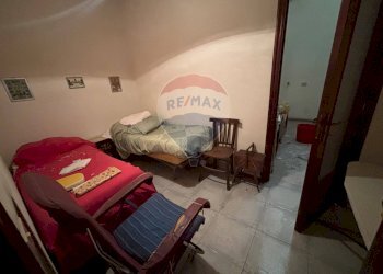 Camera / camera da letto - Casa indipendente Piazza Carlo Alberto
 
10, Scordia - foto 18