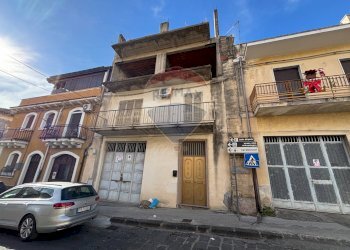 Edificio all\'aperto - Casa indipendente Piazza Carlo Alberto
 
10, Scordia - foto 35