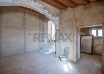 Stanza vuota - Casa indipendente Via Ragona
 
34, Caltagirone - foto 10